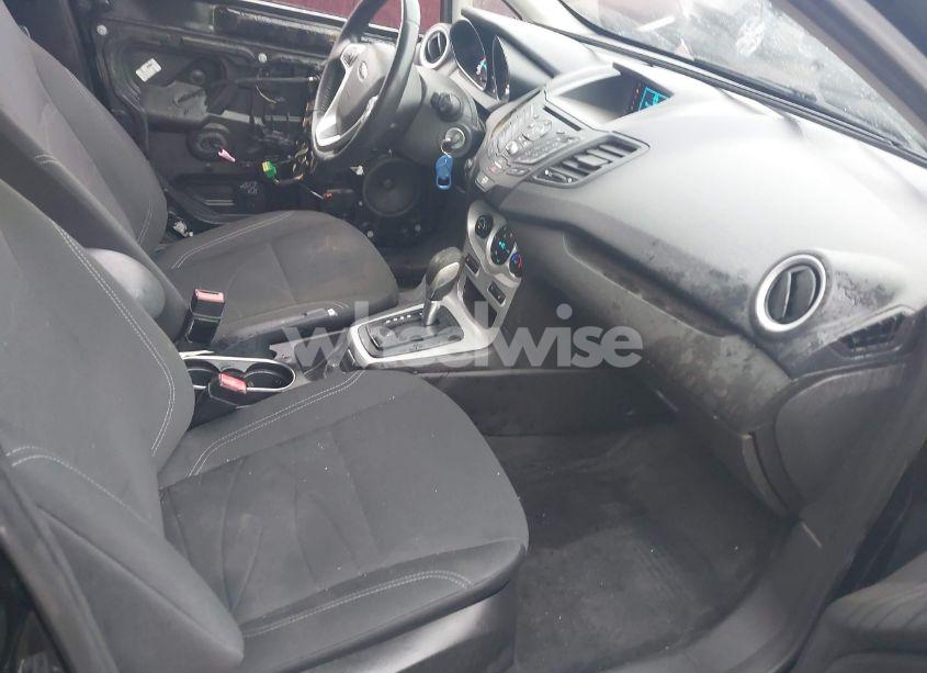 Photo 5 of 2016 Ford Fiesta SE (VIN 3FADP4EJ5GM109010)