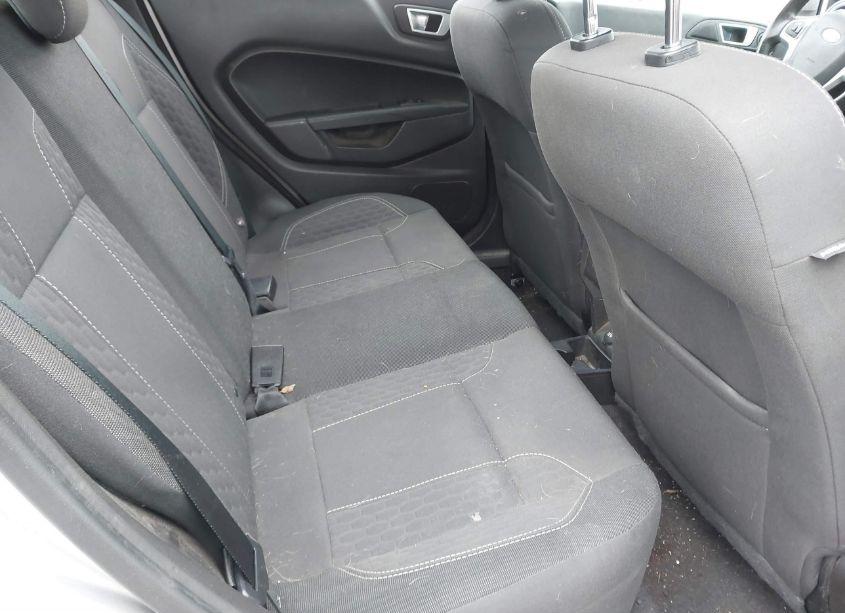 Photo 8 of 2016 Ford Fiesta SE (VIN 3FADP4EJ5GM163343)