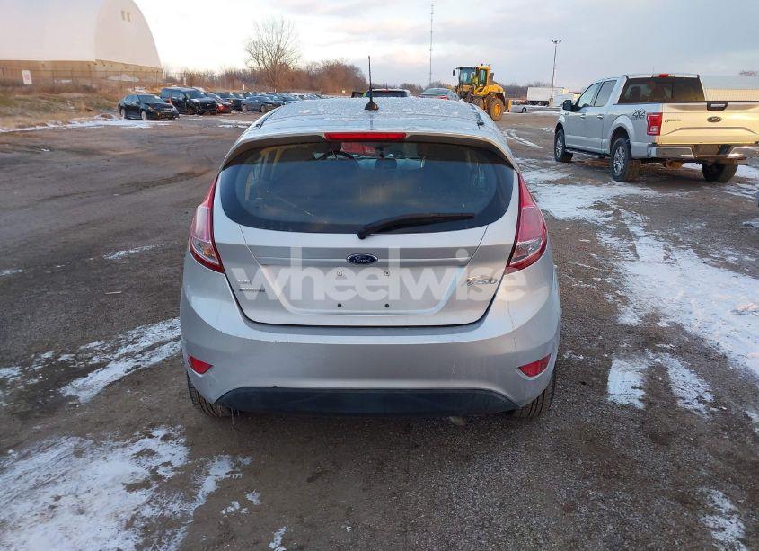 Photo 16 of 2016 Ford Fiesta SE (VIN 3FADP4EJ5GM186430)