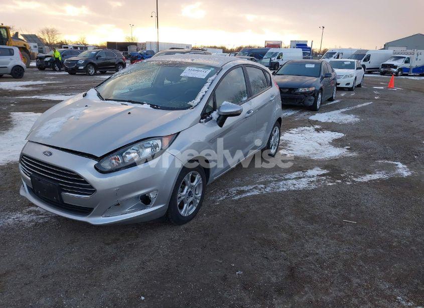 Photo 2 of 2016 Ford Fiesta SE (VIN 3FADP4EJ5GM186430)