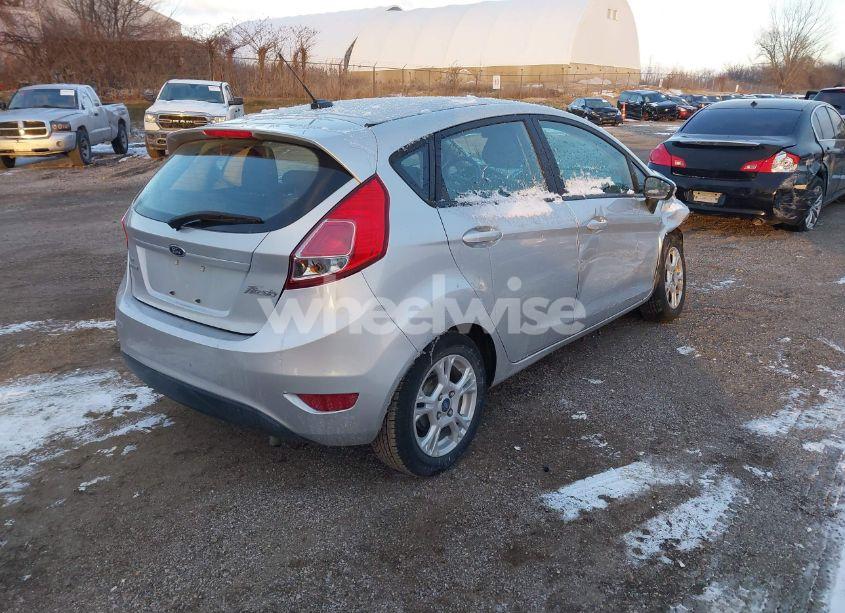 Photo 4 of 2016 Ford Fiesta SE (VIN 3FADP4EJ5GM186430)