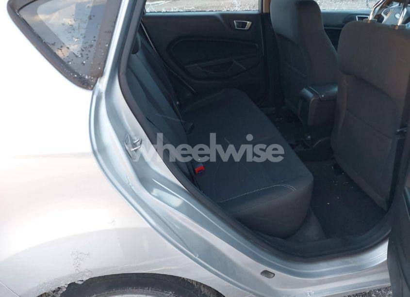 Photo 8 of 2016 Ford Fiesta SE (VIN 3FADP4EJ5GM186430)