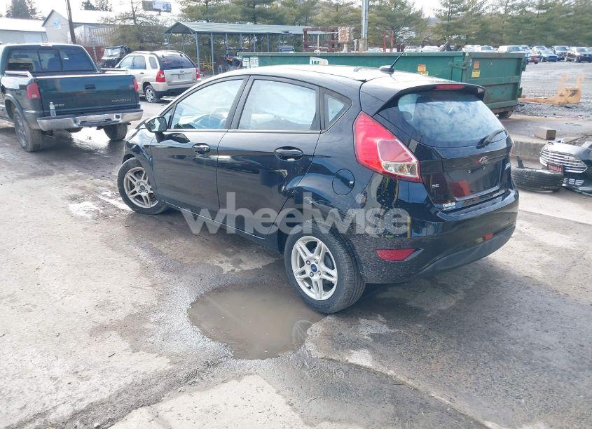 Photo 3 of 2017 Ford Fiesta SE (VIN 3FADP4EJ5HM103483)