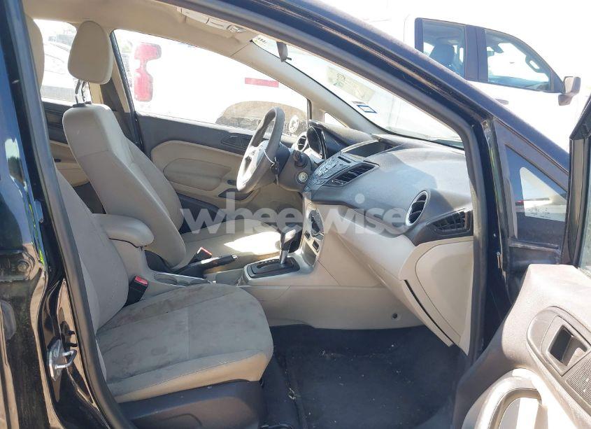 Photo 5 of 2018 Ford Fiesta SE (VIN 3FADP4EJ5JM106891)