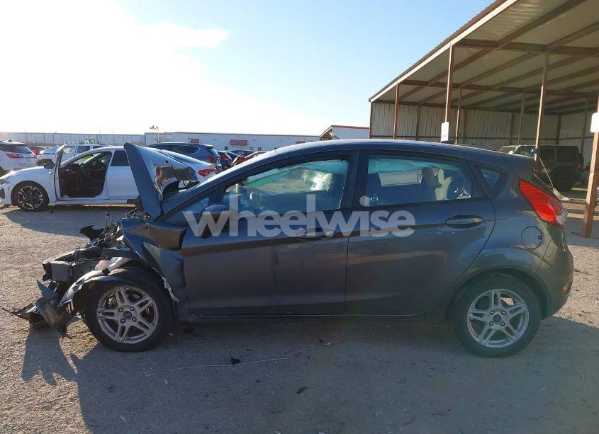 Photo 15 of 2018 Ford Fiesta SE (VIN 3FADP4EJ5JM128082)