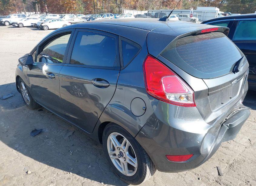 Photo 3 of 2018 Ford Fiesta SE (VIN 3FADP4EJ5JM128552)