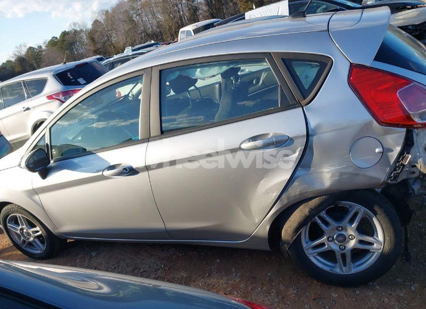 Photo 15 of 2018 Ford Fiesta SE (VIN 3FADP4EJ5JM140281)
