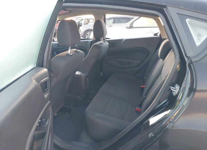 Photo 8 of 2019 Ford Fiesta SE (VIN 3FADP4EJ5KM155624)