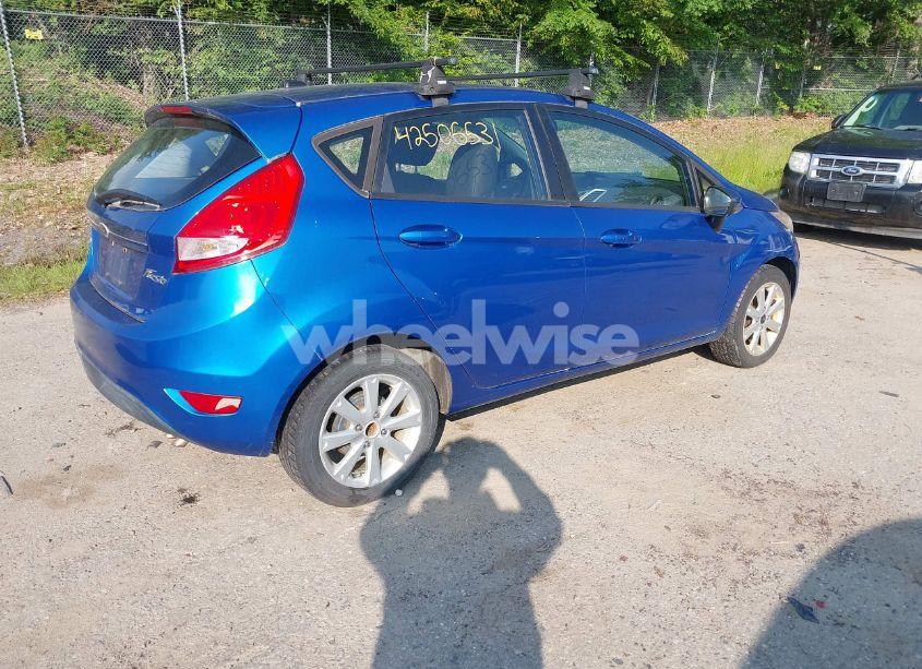 Photo 4 of 2011 Ford Fiesta SE (VIN 3FADP4EJ6BM141666)