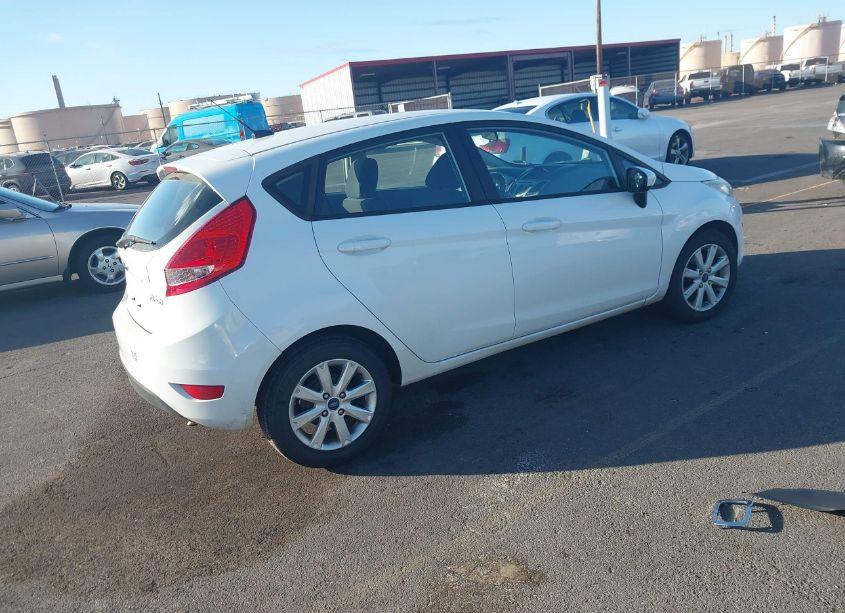 Photo 4 of 2012 Ford Fiesta SE (VIN 3FADP4EJ6CM142480)