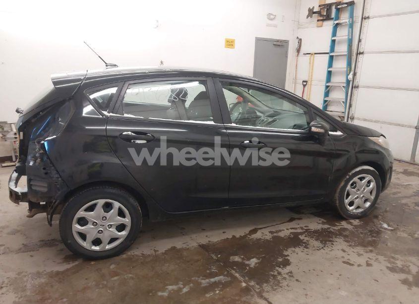 Photo 13 of 2013 Ford Fiesta SE (VIN 3FADP4EJ6DM109951)