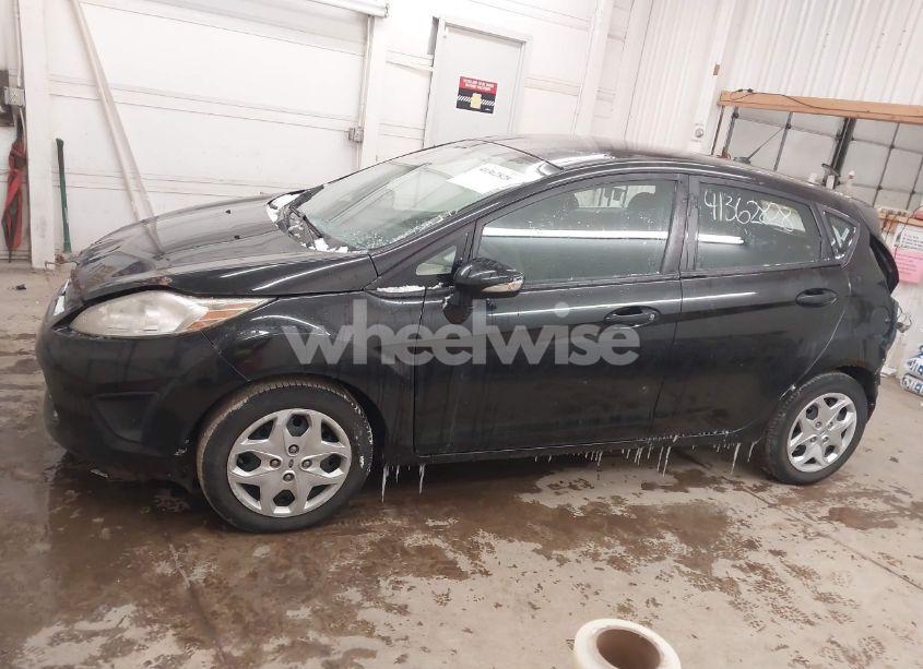 Photo 14 of 2013 Ford Fiesta SE (VIN 3FADP4EJ6DM109951)