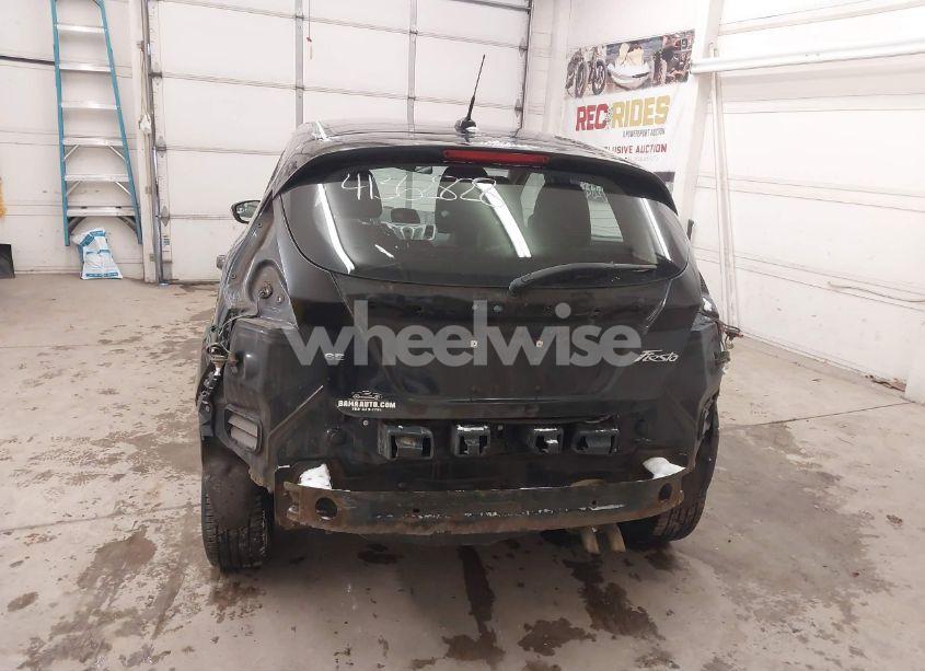 Photo 16 of 2013 Ford Fiesta SE (VIN 3FADP4EJ6DM109951)