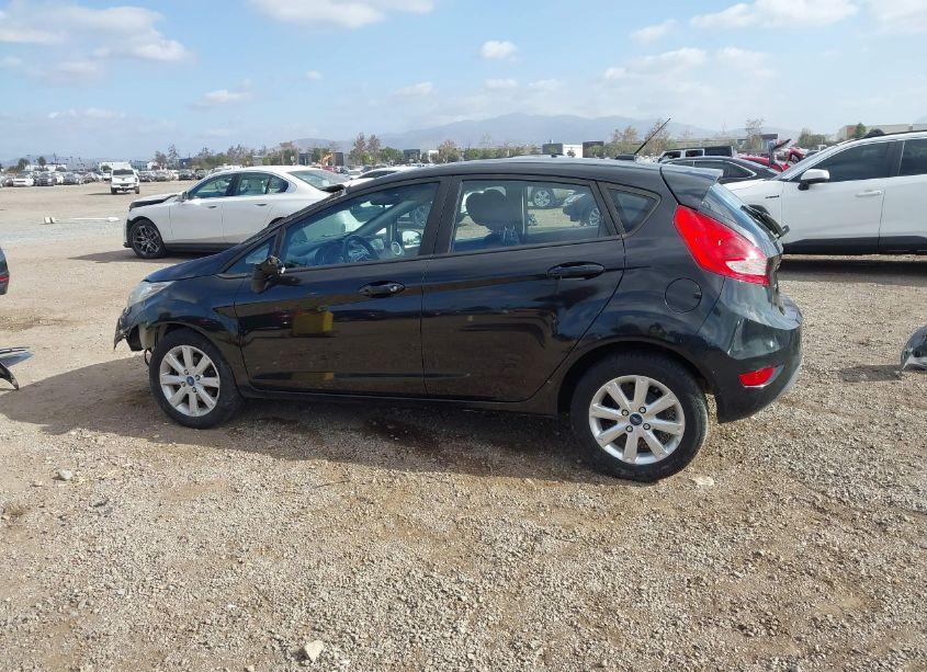 Photo 14 of 2013 Ford Fiesta SE (VIN 3FADP4EJ6DM153738)