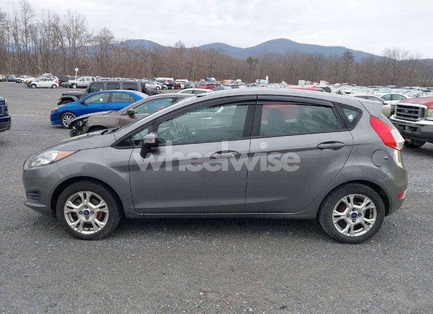 Photo 15 of 2014 Ford Fiesta SE (VIN 3FADP4EJ6EM211042)