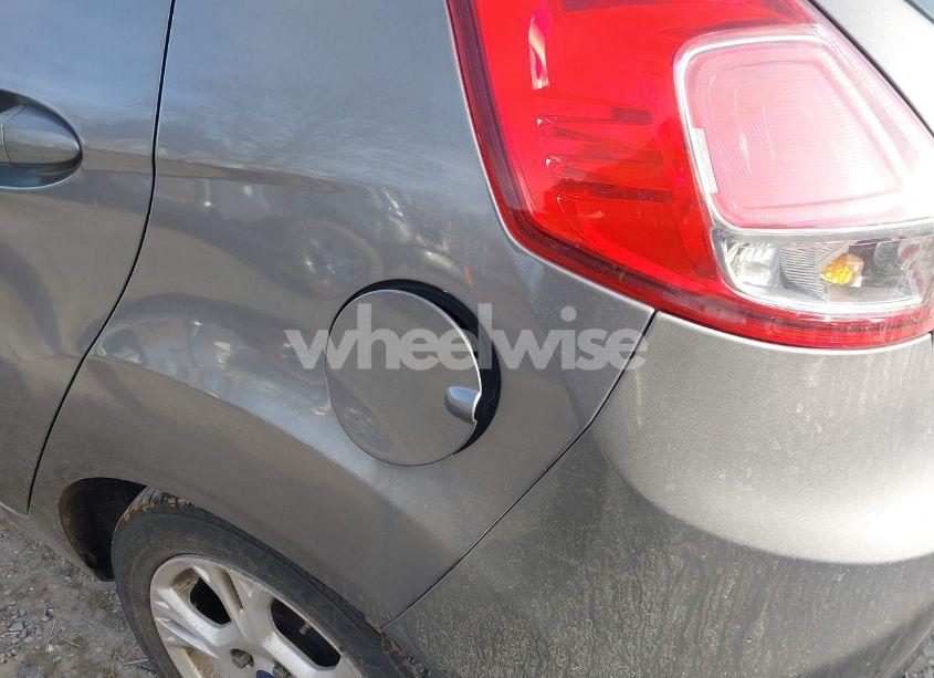 Photo 20 of 2014 Ford Fiesta SE (VIN 3FADP4EJ6EM211042)