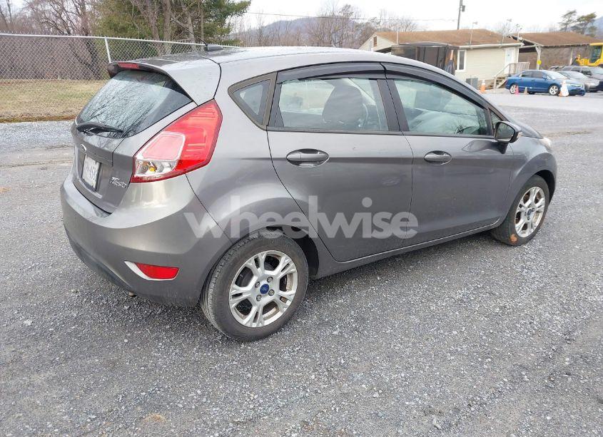 Photo 4 of 2014 Ford Fiesta SE (VIN 3FADP4EJ6EM211042)