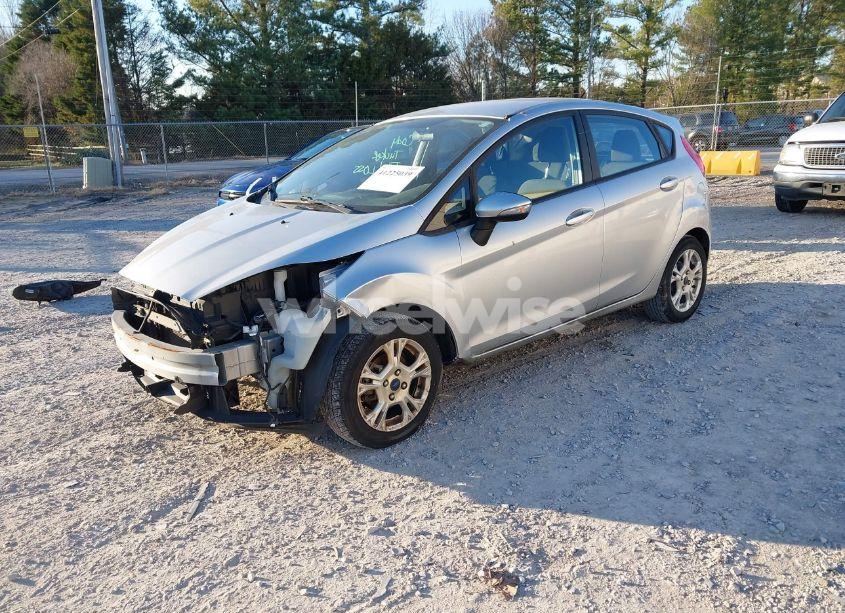 Photo 2 of 2016 Ford Fiesta SE (VIN 3FADP4EJ6GM141609)