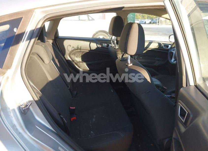 Photo 8 of 2016 Ford Fiesta SE (VIN 3FADP4EJ6GM141609)