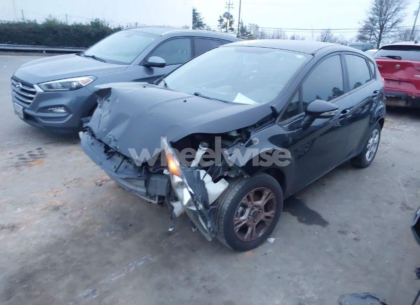 Photo 2 of 2016 Ford Fiesta SE (VIN 3FADP4EJ6GM178613)