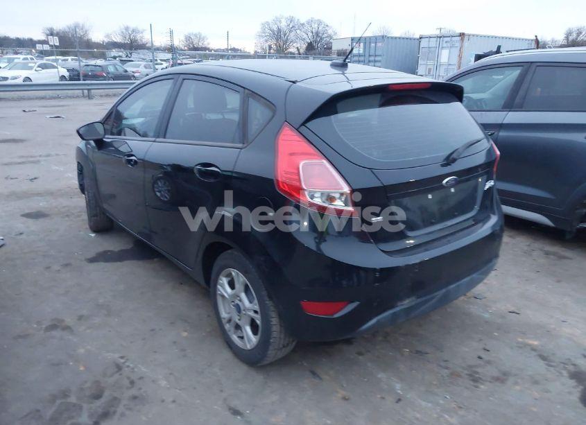 Photo 3 of 2016 Ford Fiesta SE (VIN 3FADP4EJ6GM178613)