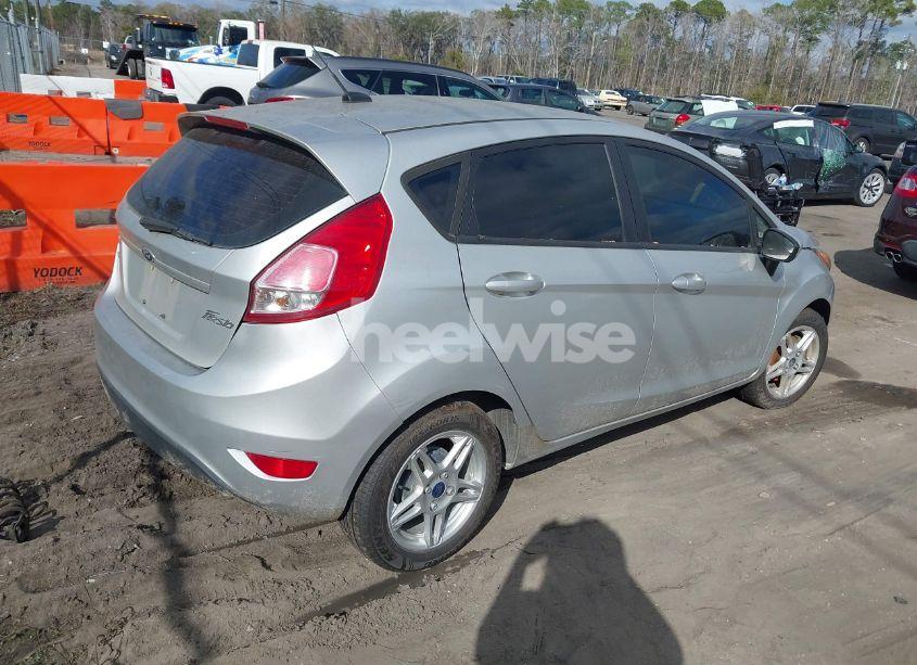 Photo 4 of 2017 Ford Fiesta SE (VIN 3FADP4EJ6HM113472)
