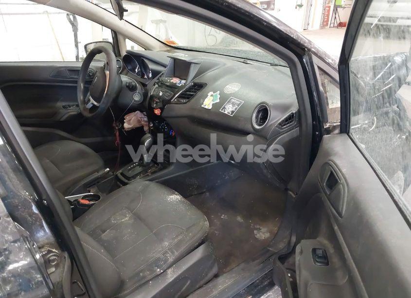 Photo 5 of 2019 Ford Fiesta SE (VIN 3FADP4EJ6KM149329)