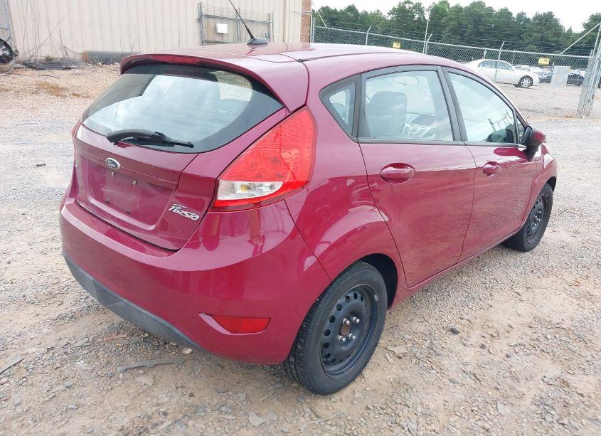 Photo 4 of 2011 Ford Fiesta SE (VIN 3FADP4EJ7BM144804)