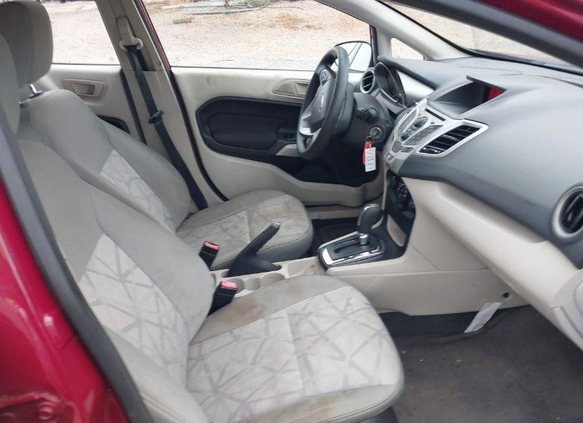 Photo 5 of 2011 Ford Fiesta SE (VIN 3FADP4EJ7BM144804)