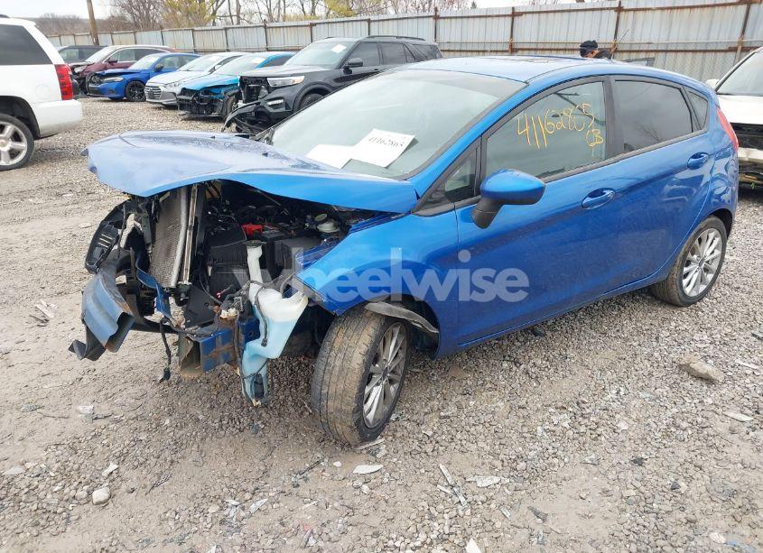 Photo 2 of 2011 Ford Fiesta SE (VIN 3FADP4EJ7BM171453)
