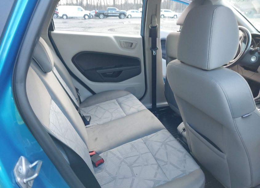 Photo 8 of 2013 Ford Fiesta SE (VIN 3FADP4EJ7DM224106)