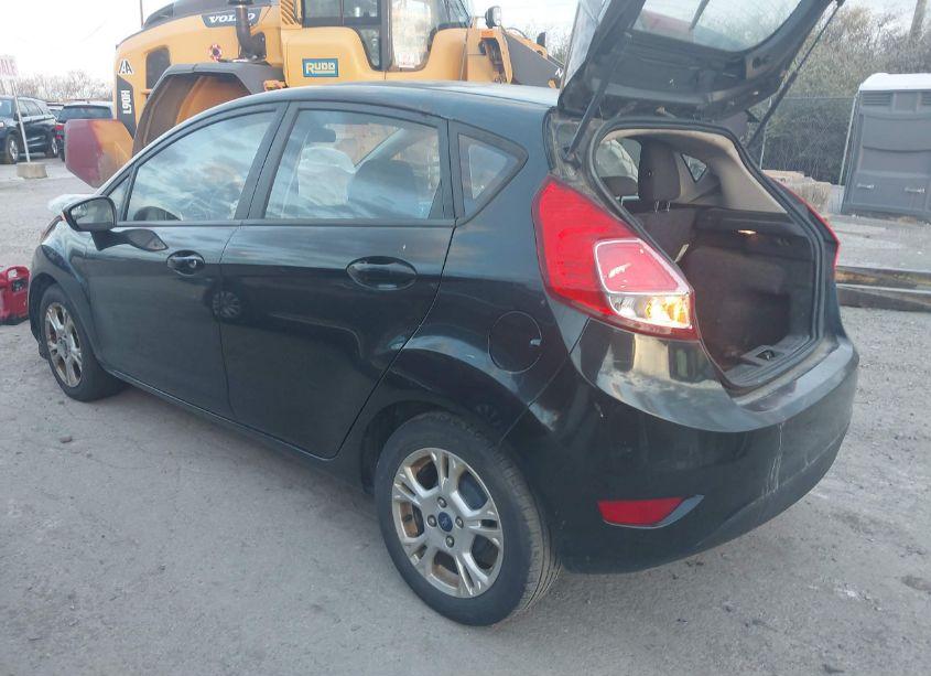 Photo 3 of 2014 Ford Fiesta SE (VIN 3FADP4EJ7EM220123)