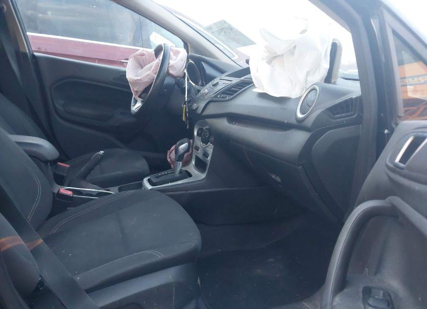 Photo 5 of 2014 Ford Fiesta SE (VIN 3FADP4EJ7EM220123)