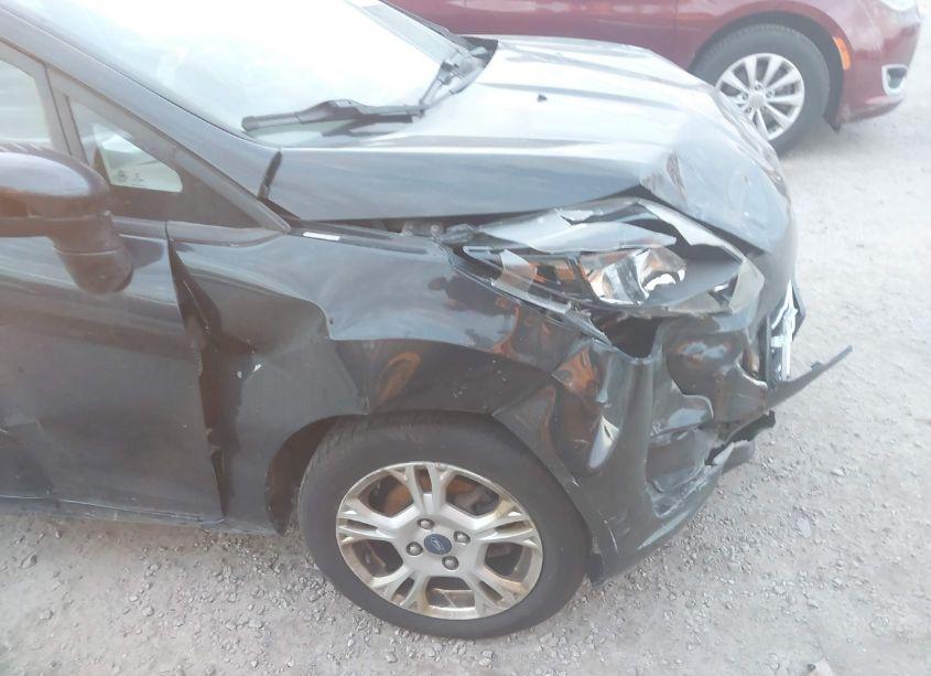 Photo 6 of 2014 Ford Fiesta SE (VIN 3FADP4EJ7EM220123)