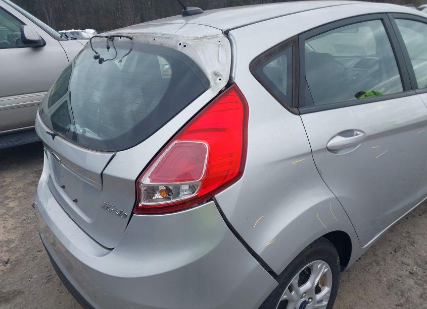 Photo 14 of 2015 Ford Fiesta SE (VIN 3FADP4EJ7FM172818)