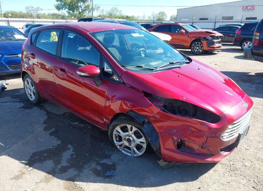 2016 Ford Fiesta SE (VIN 3FADP4EJ7GM159343) main photo
