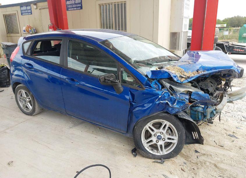 2019 Ford Fiesta SE (VIN 3FADP4EJ7KM103346) main photo