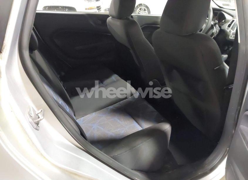 Photo 8 of 2011 Ford Fiesta SE (VIN 3FADP4EJ8BM138140)