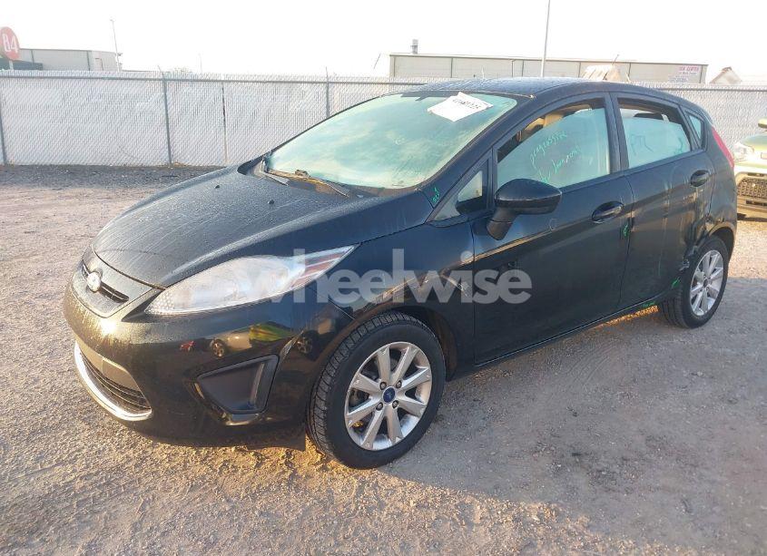 Photo 2 of 2011 Ford Fiesta SE (VIN 3FADP4EJ8BM162373)