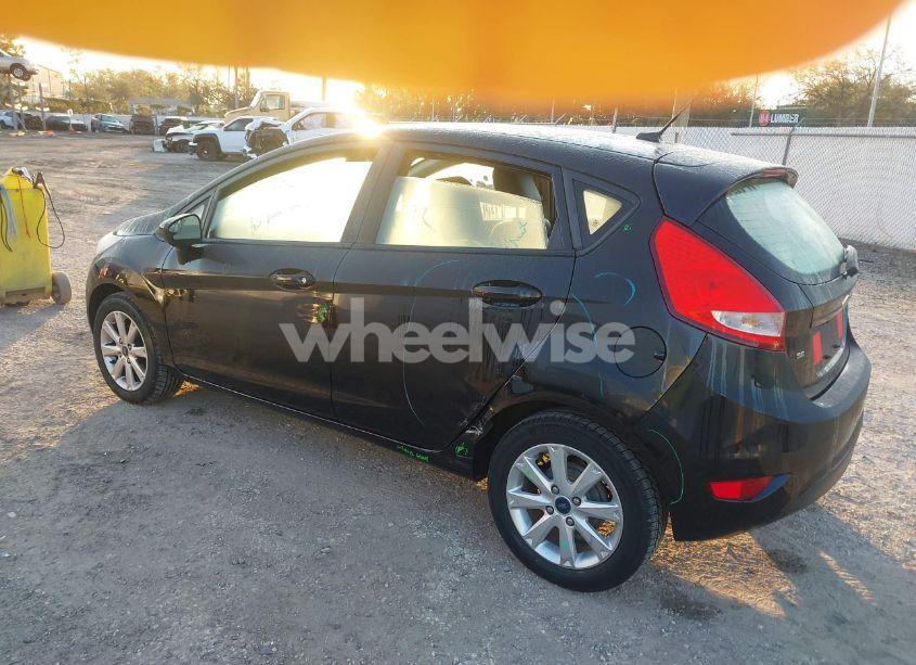 Photo 3 of 2011 Ford Fiesta SE (VIN 3FADP4EJ8BM162373)