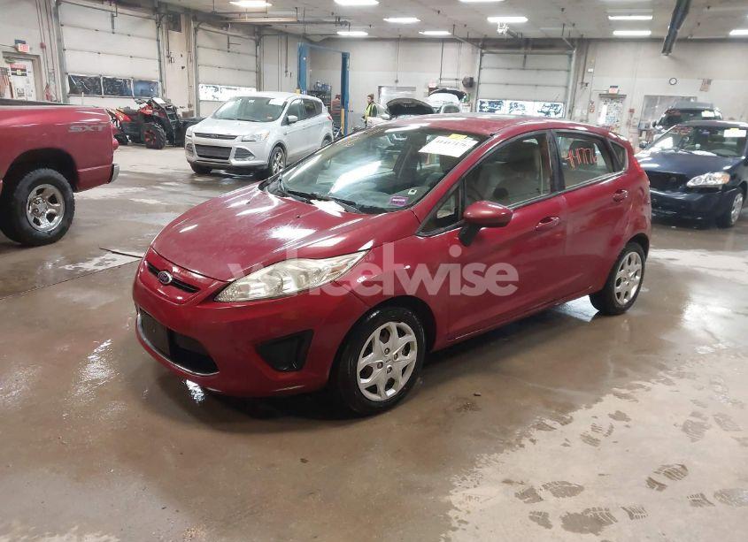 Photo 2 of 2011 Ford Fiesta SE (VIN 3FADP4EJ8BM209689)