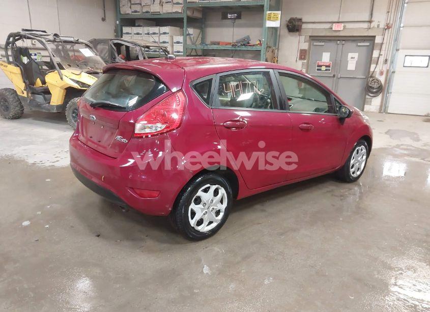 Photo 4 of 2011 Ford Fiesta SE (VIN 3FADP4EJ8BM209689)