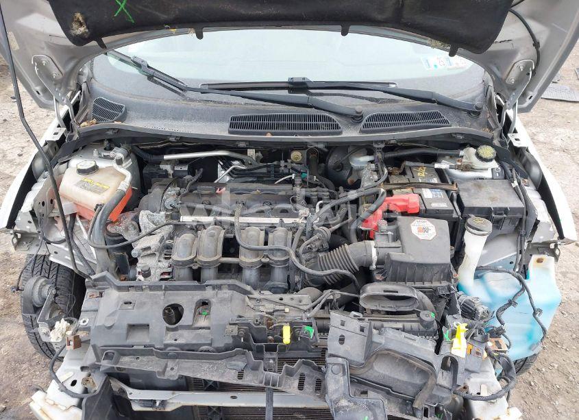 Photo 10 of 2013 Ford Fiesta SE (VIN 3FADP4EJ8DM149044)