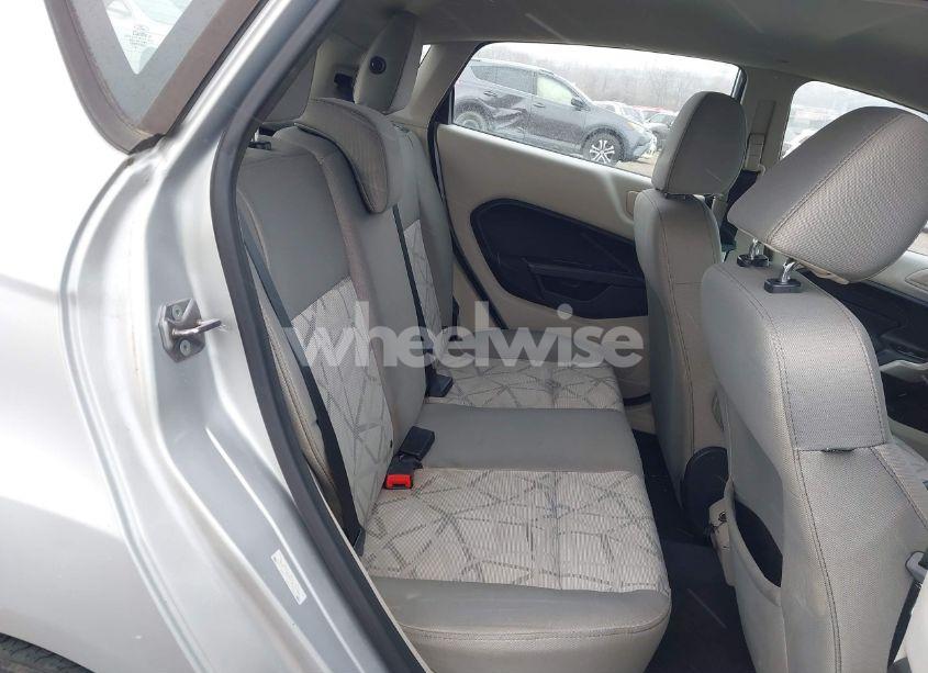 Photo 8 of 2013 Ford Fiesta SE (VIN 3FADP4EJ8DM149044)
