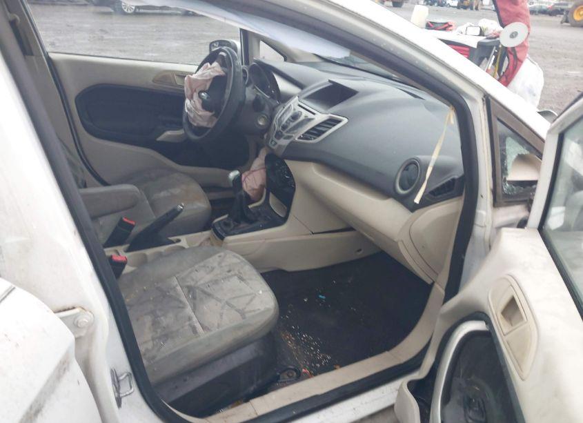 Photo 5 of 2013 Ford Fiesta SE (VIN 3FADP4EJ8DM183775)