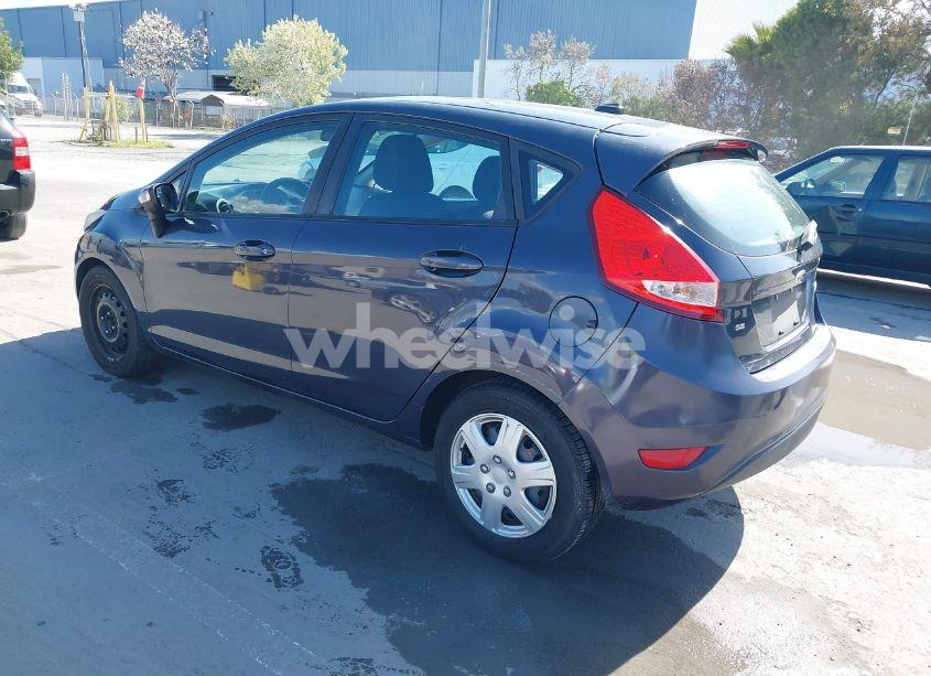 Photo 3 of 2013 Ford Fiesta SE (VIN 3FADP4EJ8DM221179)