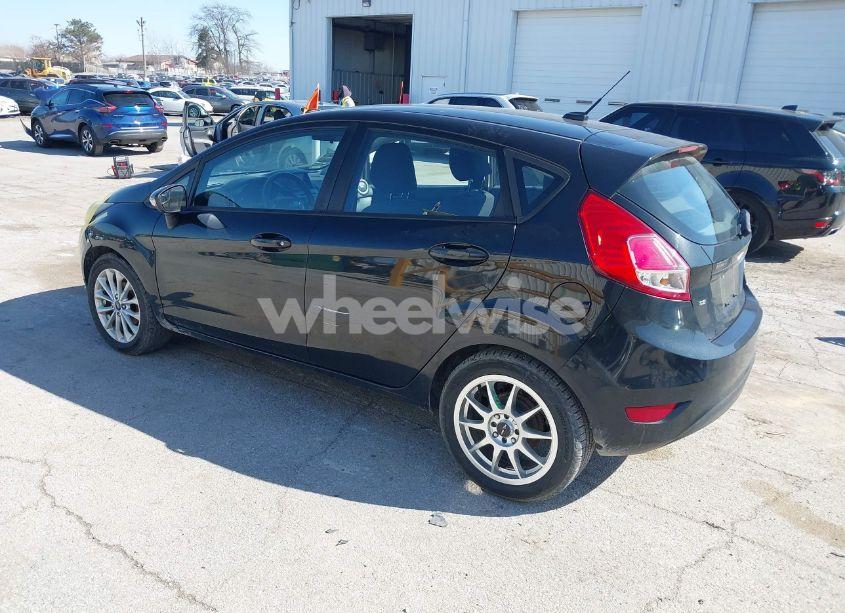Photo 3 of 2014 Ford Fiesta SE (VIN 3FADP4EJ8EM110438)