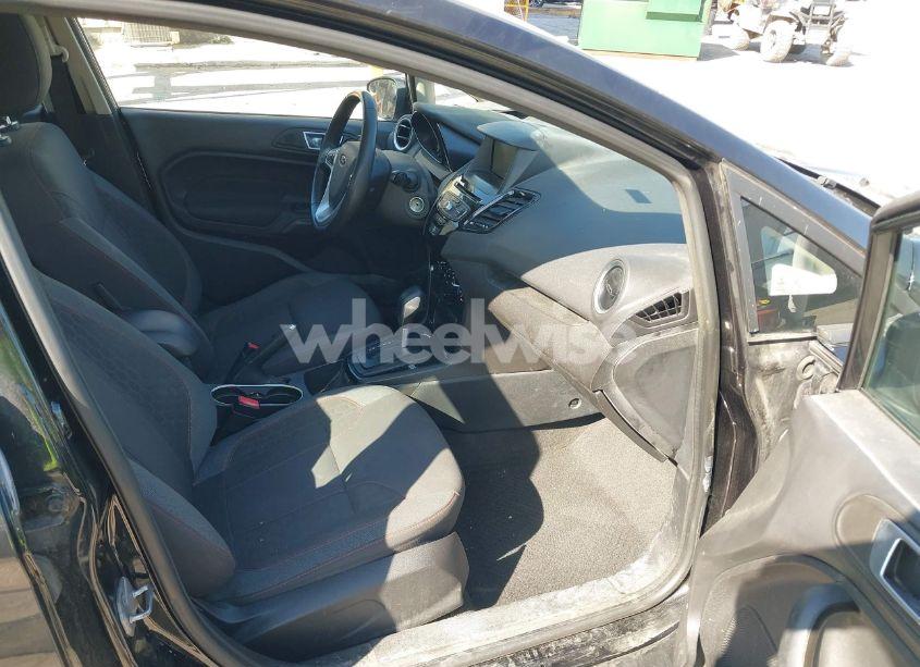 Photo 5 of 2014 Ford Fiesta SE (VIN 3FADP4EJ8EM110438)