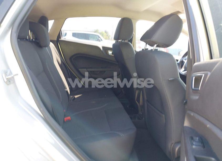 Photo 8 of 2014 Ford Fiesta SE (VIN 3FADP4EJ8EM121567)