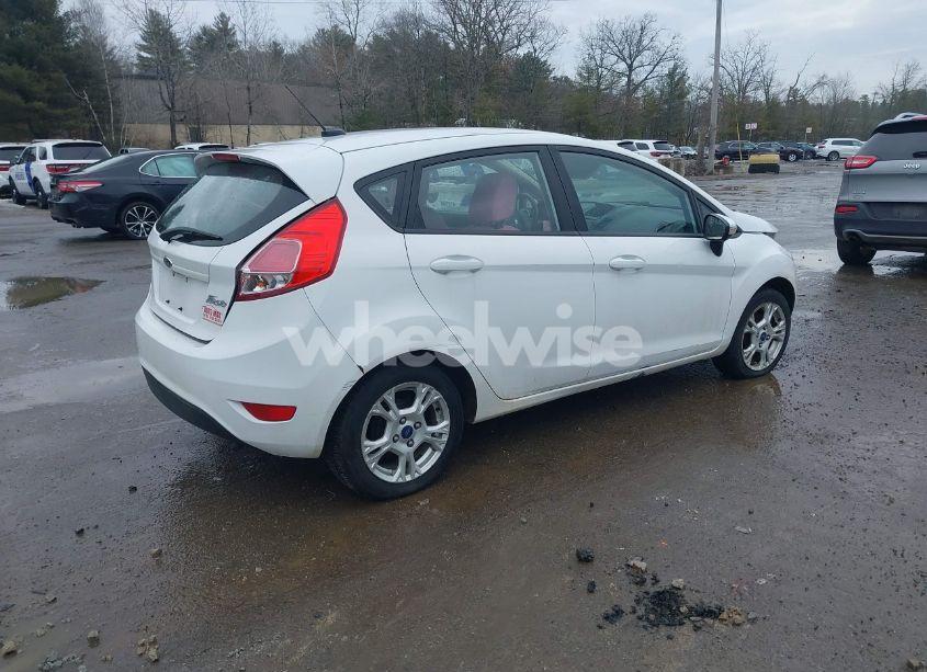 Photo 4 of 2014 Ford Fiesta SE (VIN 3FADP4EJ8EM165908)